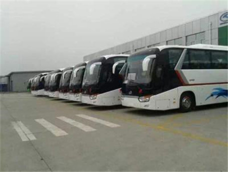 鄭州大巴租車:快捷長途大巴車包車公司是如何收費的?