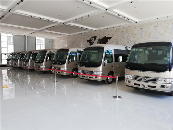 鄭州大巴租車年底價格多少錢一天？